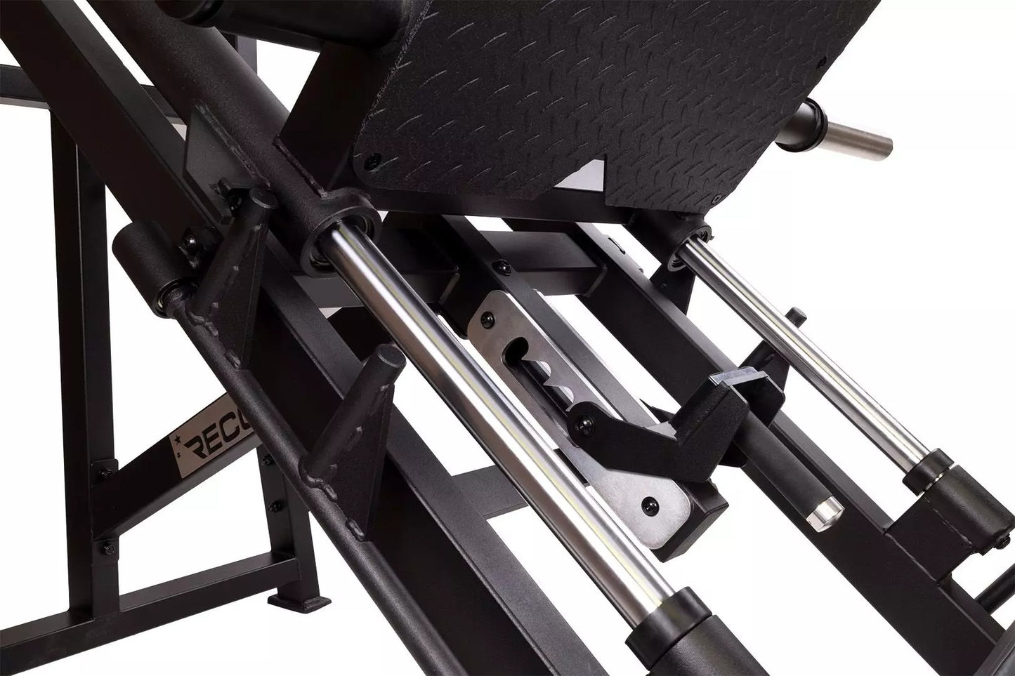 Jalkaprässi - Recoil