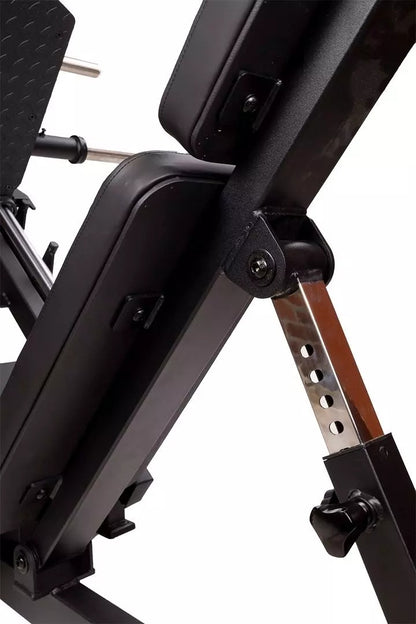 Jalkaprässi - Recoil